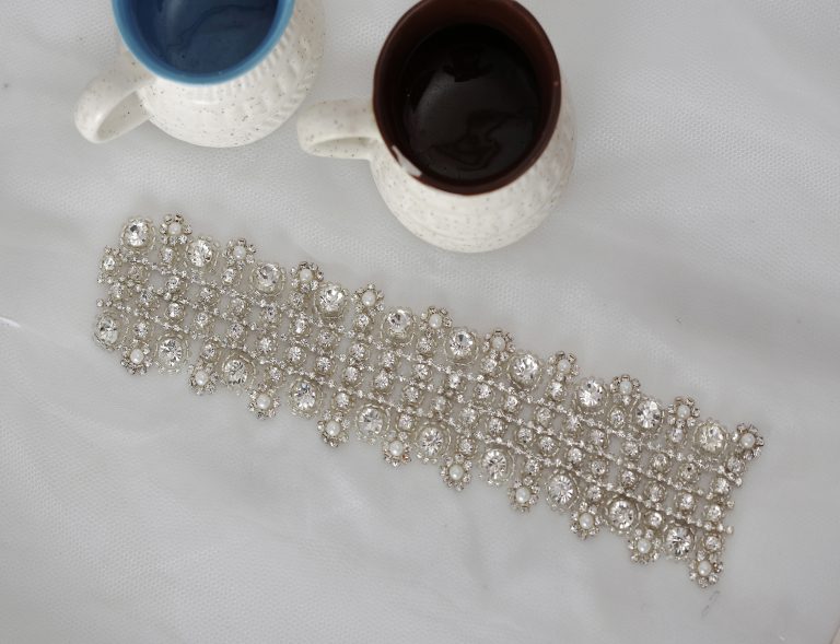 DIY Rhinestone Belt | La Vie En Rose | Trim Made of Crystals