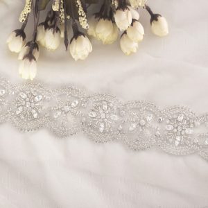 Modern Wedding | Twist Of Fate | Scalloped Edge Bridal Trim